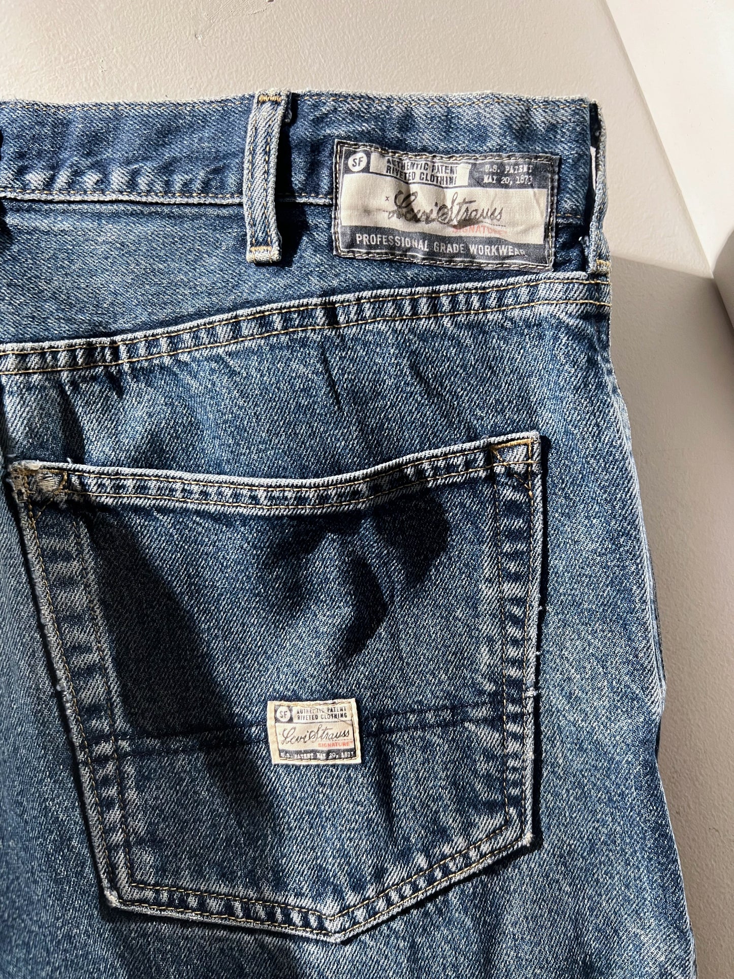 Levi's Signature Double Knee Jenas