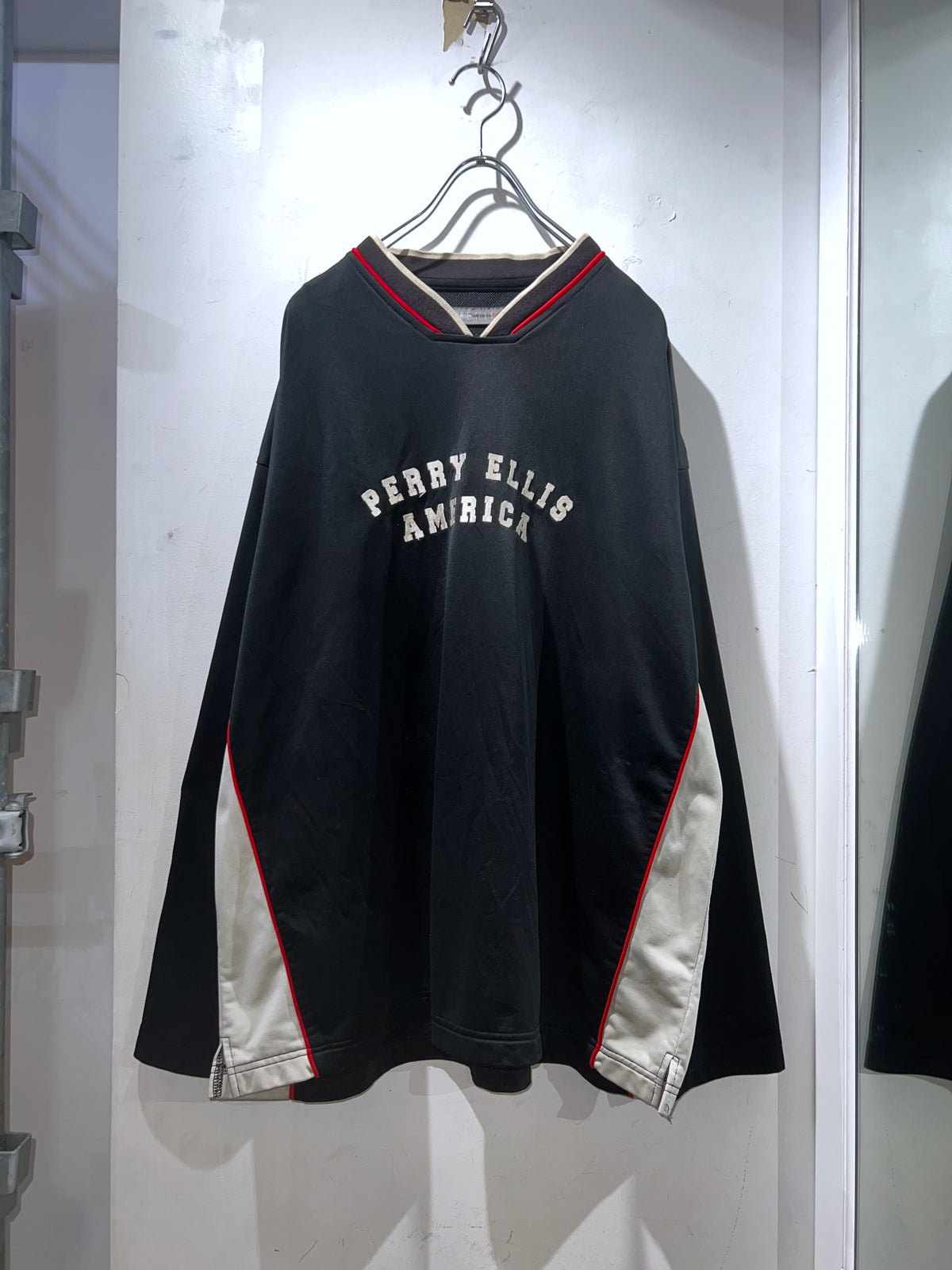 00s Perry Ellis Jersey Tops