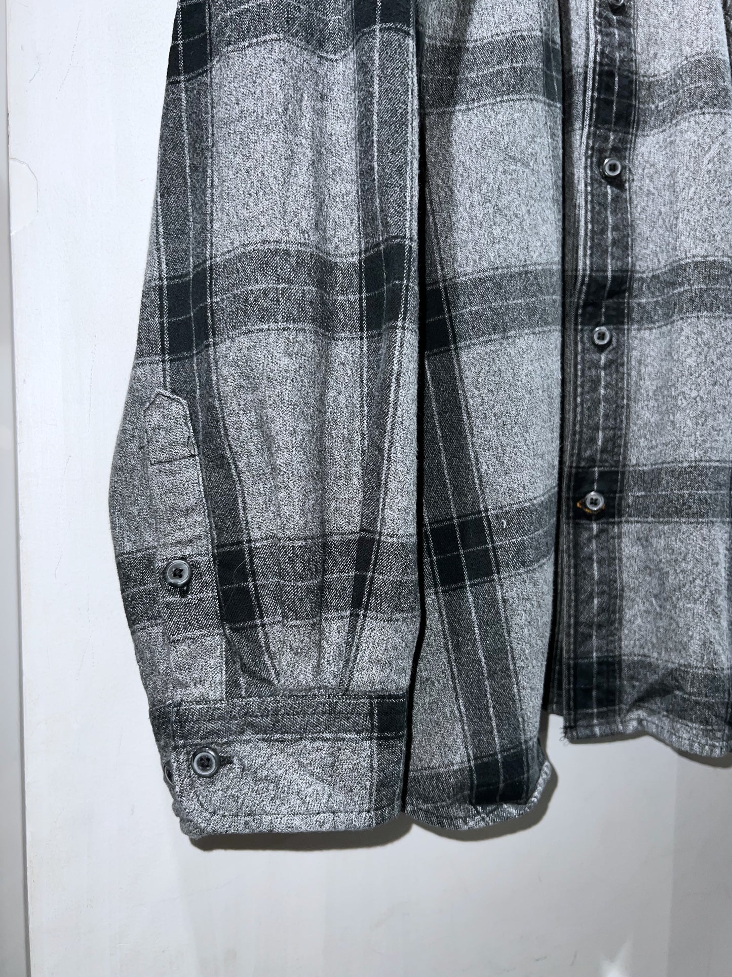 Carhartt Plus-sized Heavy Weight Plaid Shirt