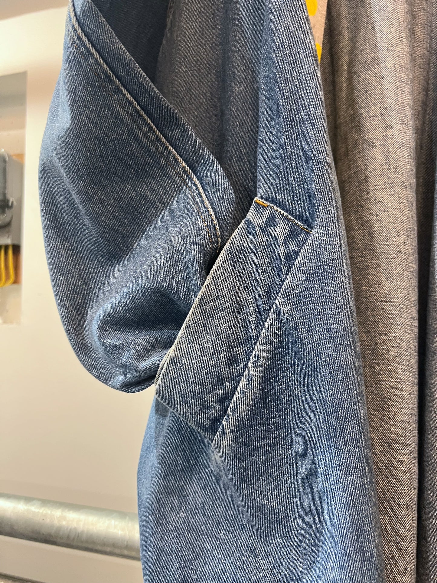 CLEAR-EYED 回 Denim Robe