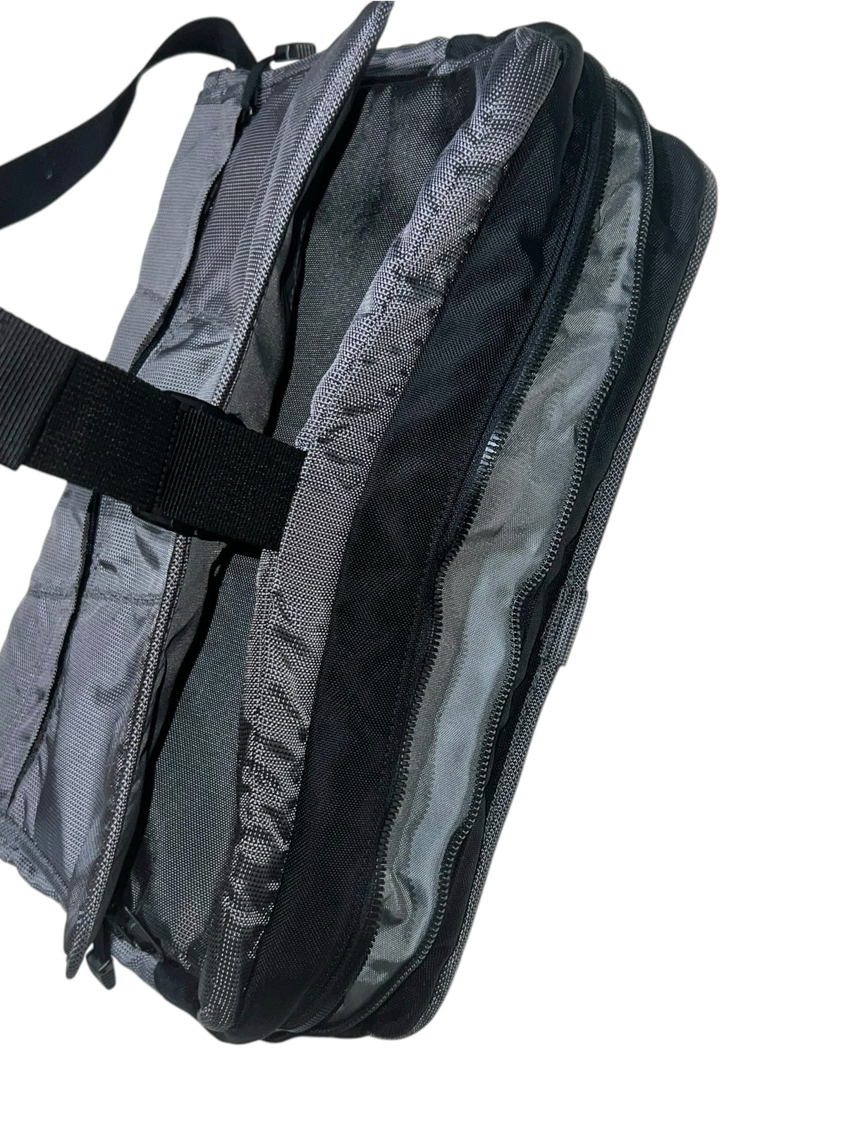 00s Eddie Bauer Messenger Bag