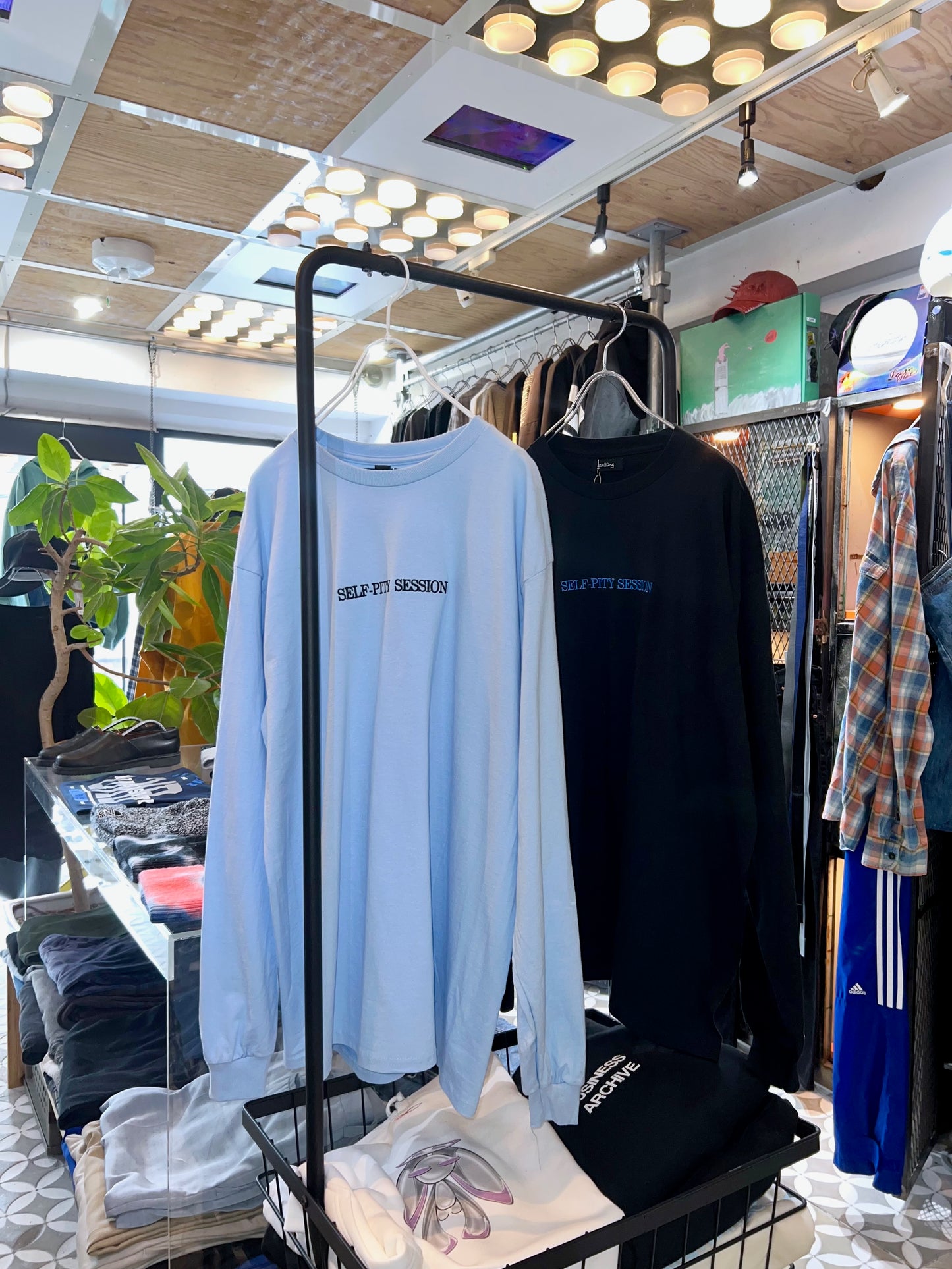 GAMBLING™︎ SELF-PITY L/S TEE BLU