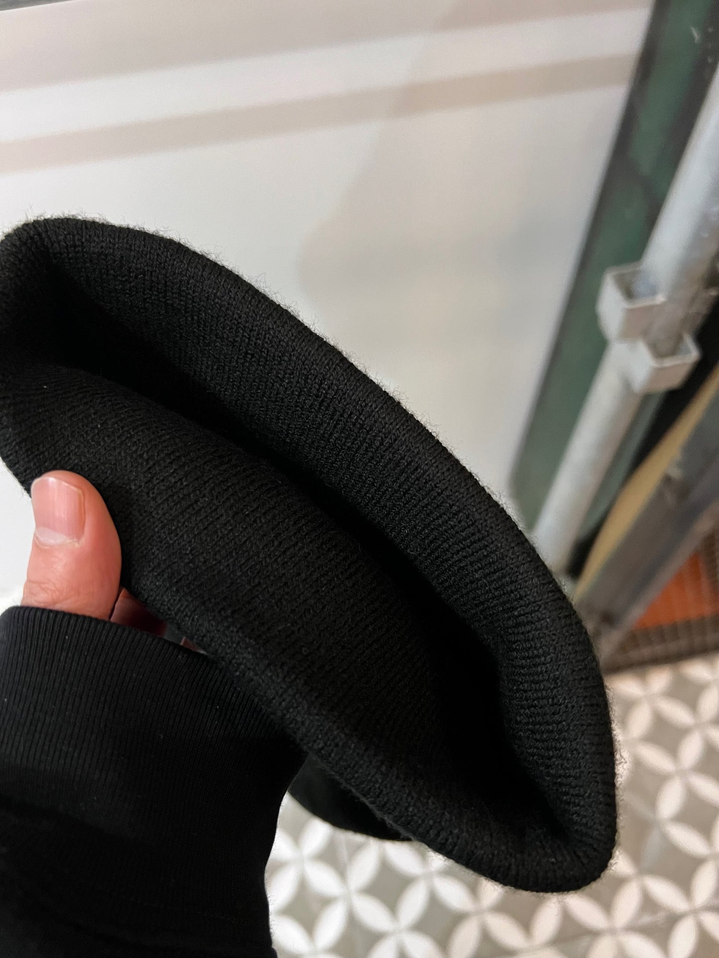 GAMBLING BLUE BOX BEANIE