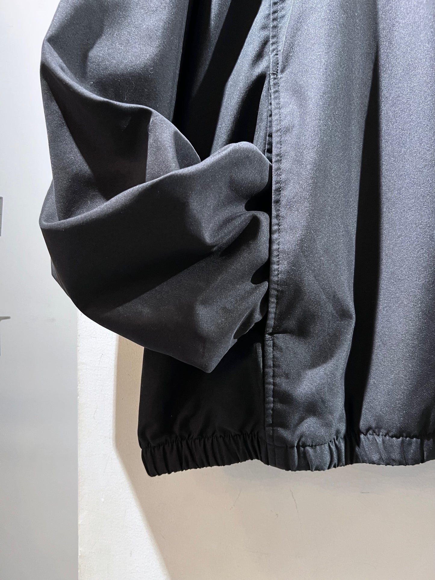 2-In-1 Soft Shell Pullover Tops