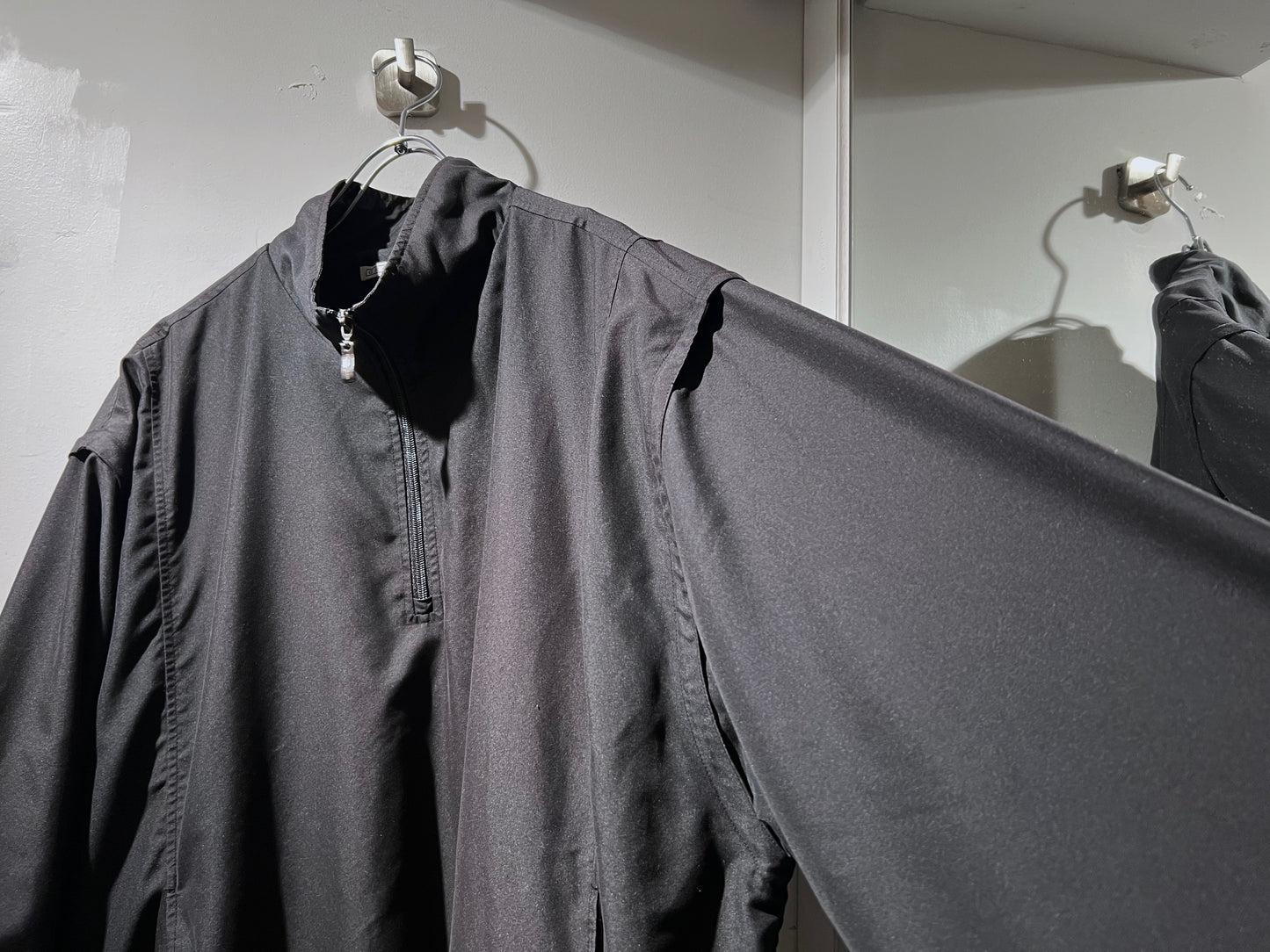 2-In-1 Soft Shell Pullover Tops