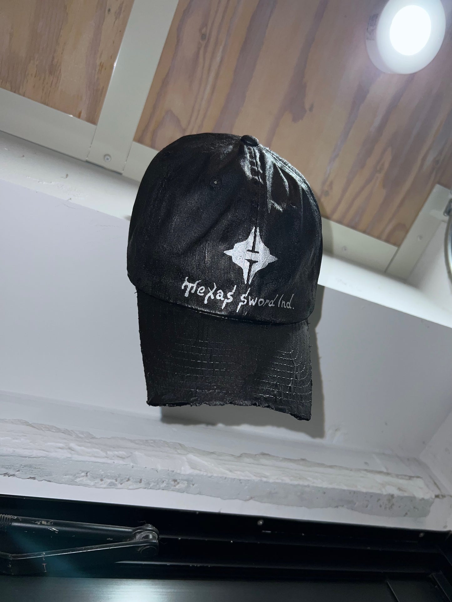 'CLEAR-EYED' Texas Sword Cap