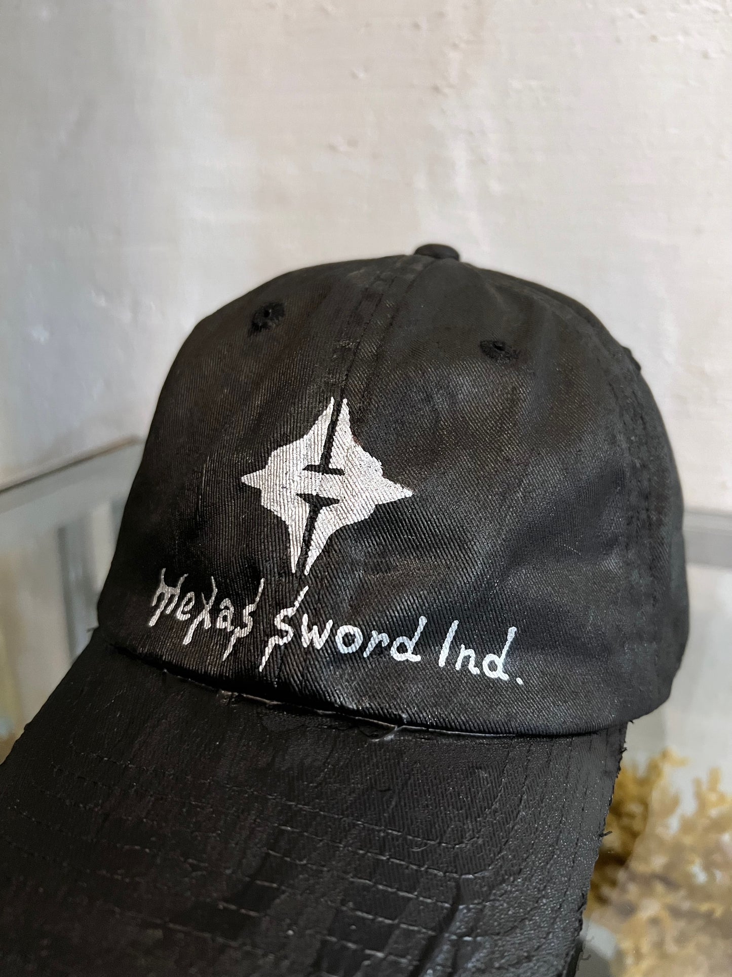'CLEAR-EYED' Texas Sword Cap