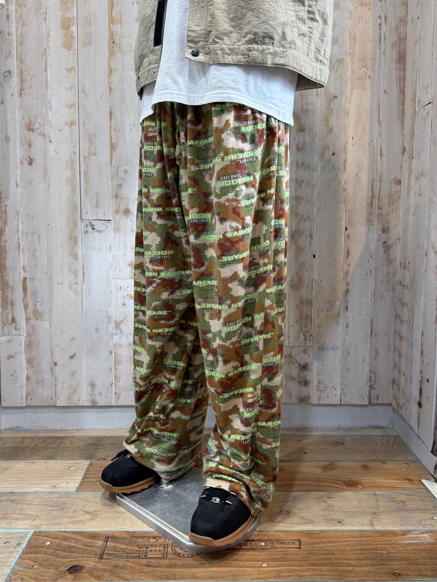 Call of Duty: Modern Warfare 2 EZ Pants