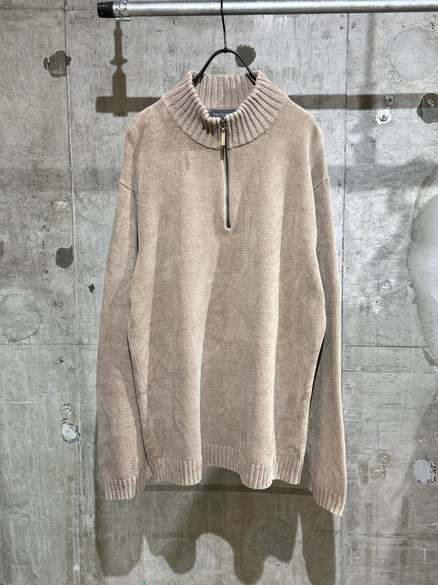 Van HeusenHalf-zip Sweater