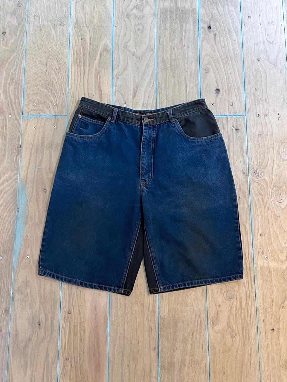 00s vintage Maneuvers Colorblock Denim Shorts