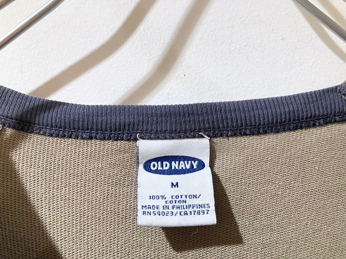 "OLD NAVY" Old Design LS Tee