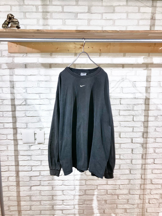 "NIKE" 00s Embroidery LS Tee