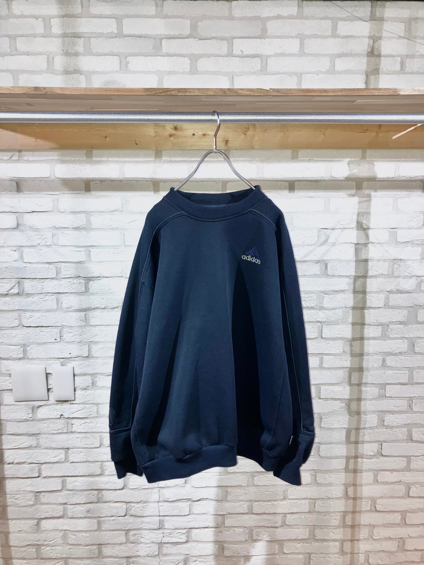 "adidas" Old Design Sweat