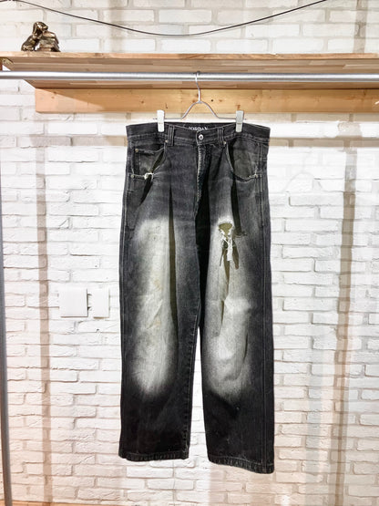 Old Distressed Wide Denim Pants