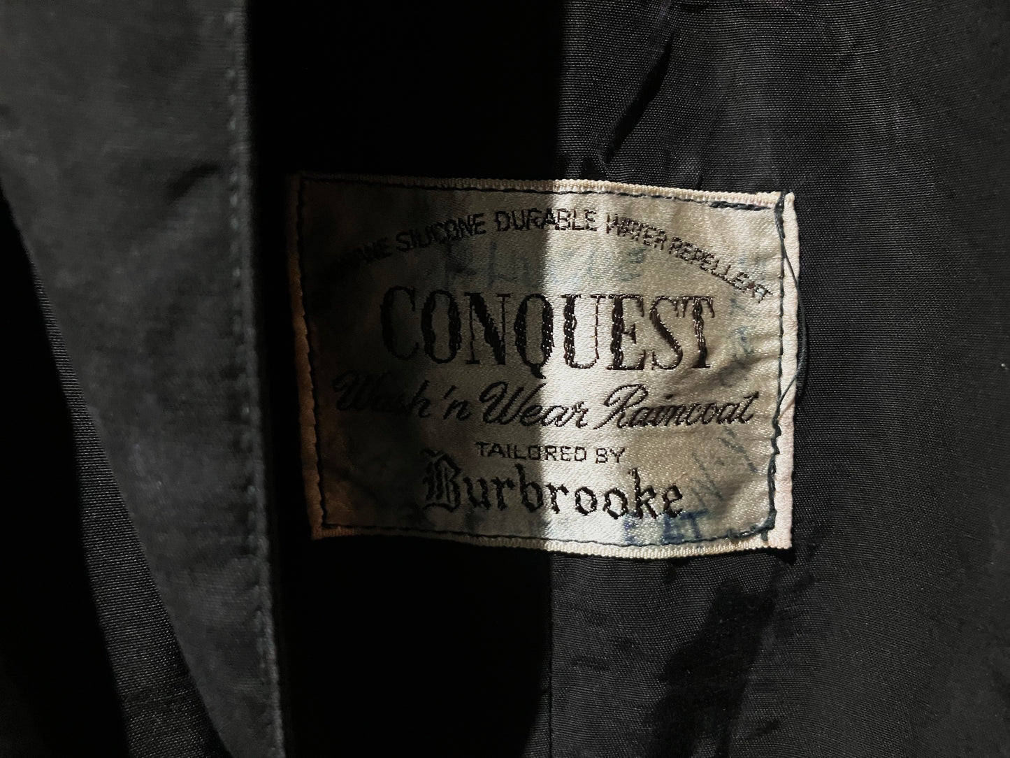 Vintage Amazing Fading Coat