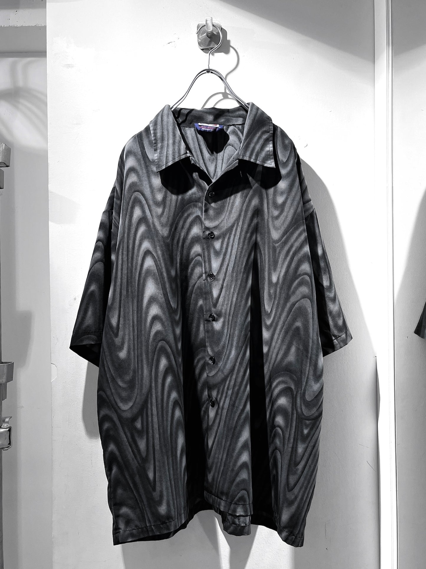 Wave graphic shirt S/S