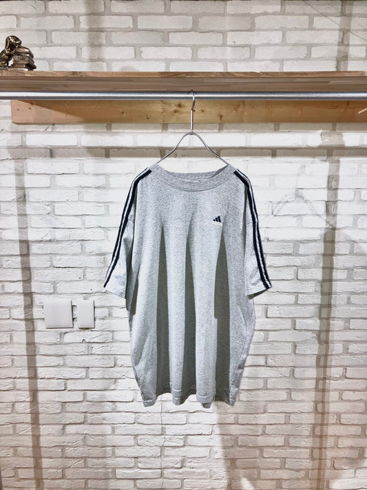 "adidas" Old Design Tee