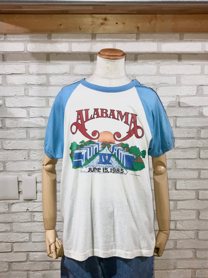 Vintage Printed Raglan Tee