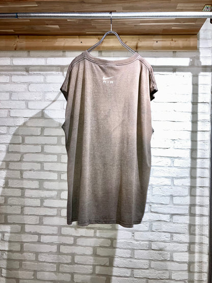 "NIKE" Old Sleeveles Printed Tee