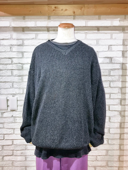 Old Vneck Cotton Knit