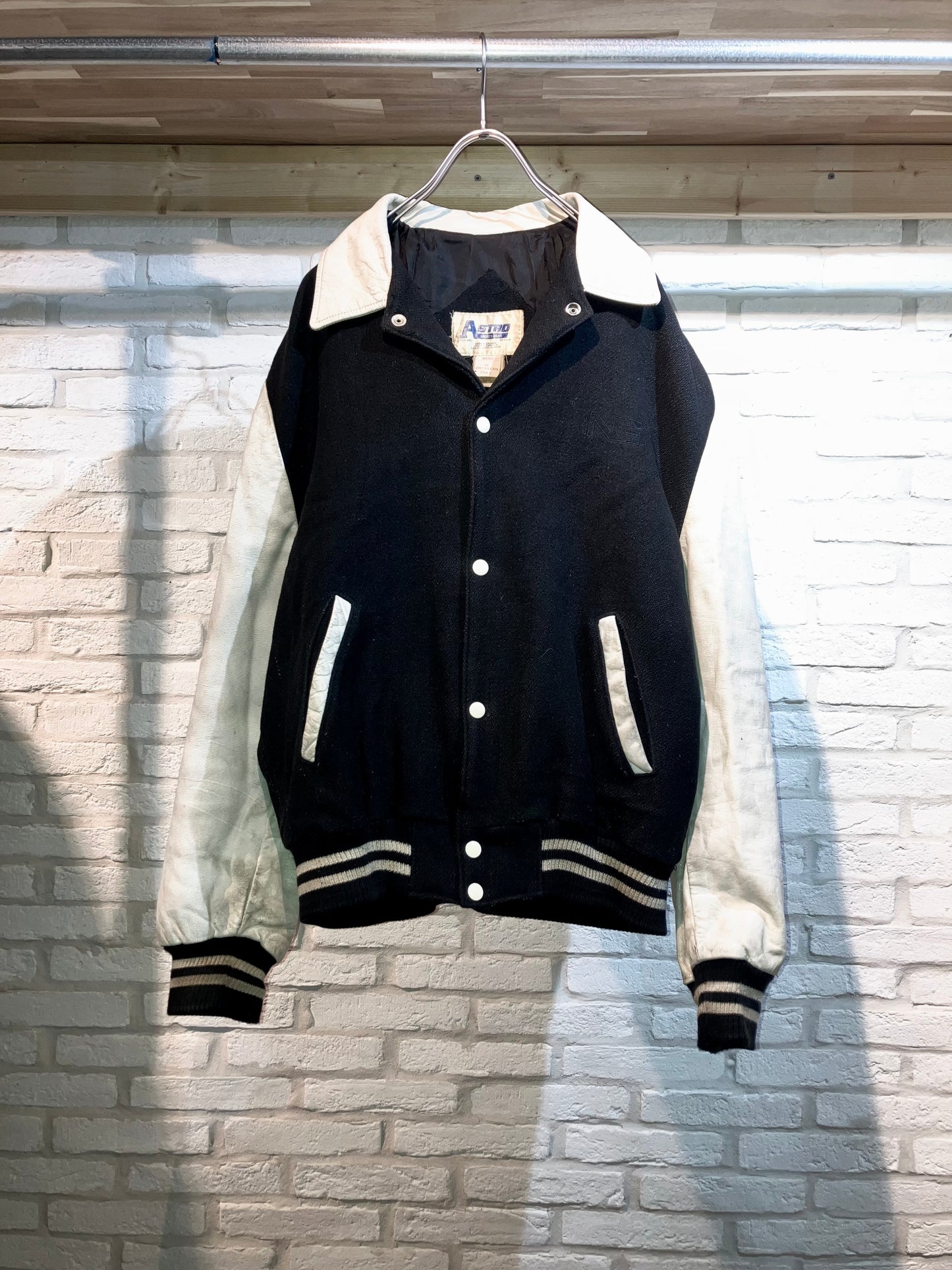 Old Award JKT "Black&White"