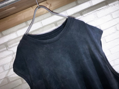 00s Sleeveless Tee