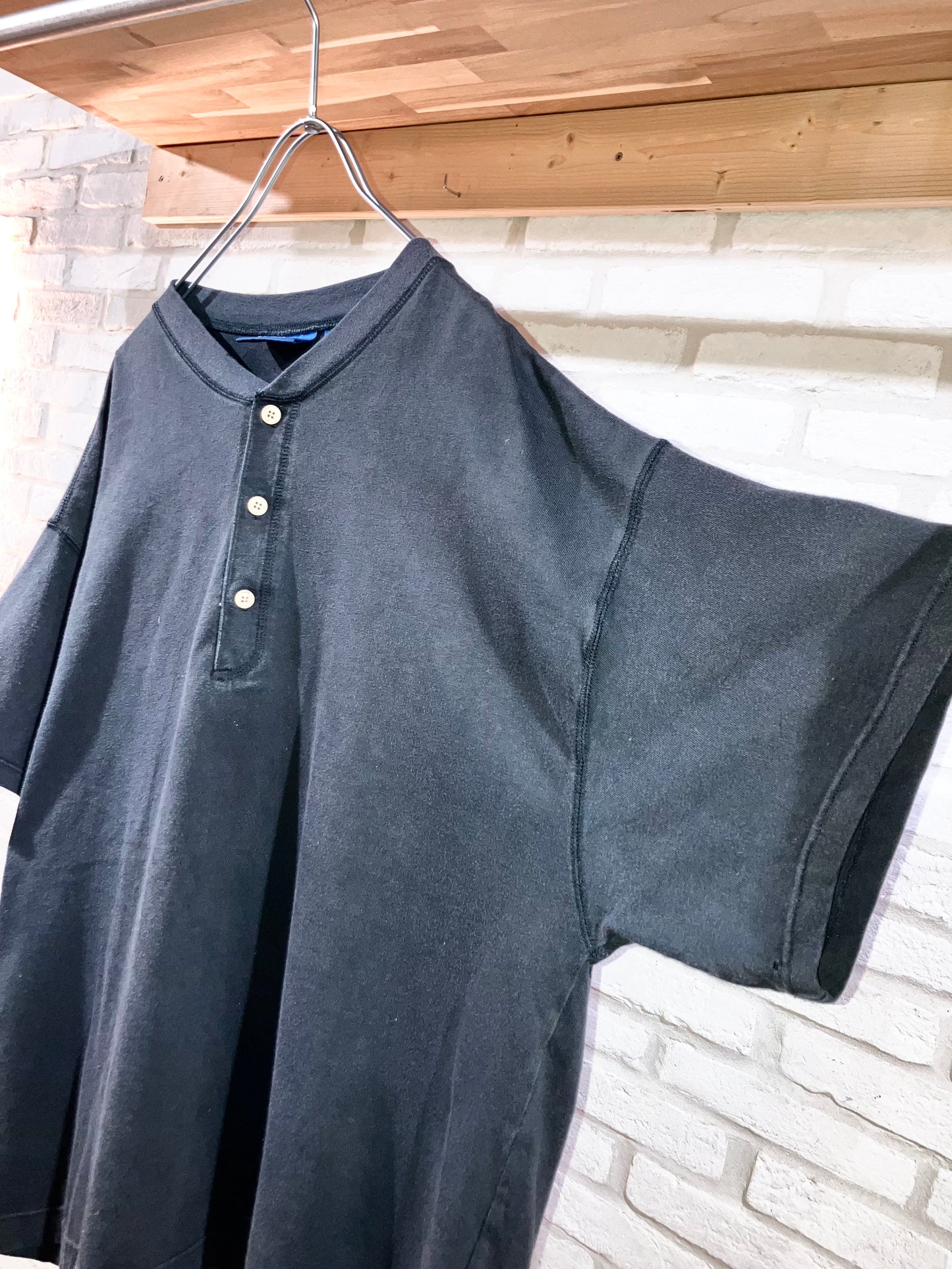 "TOWNCRAFT" Old Henley Neck Tee