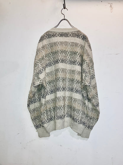 Old Design Knit Cardigan