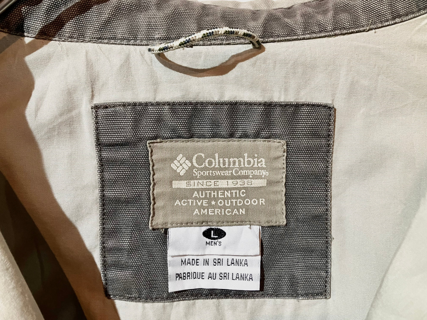 "Cloumbia" Old Design JKT