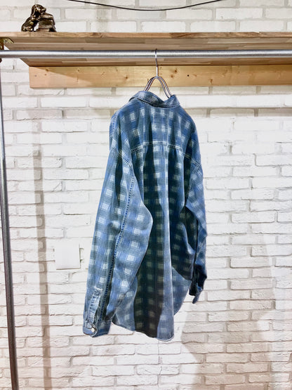 "Levi's" Old Printed Check Shirt