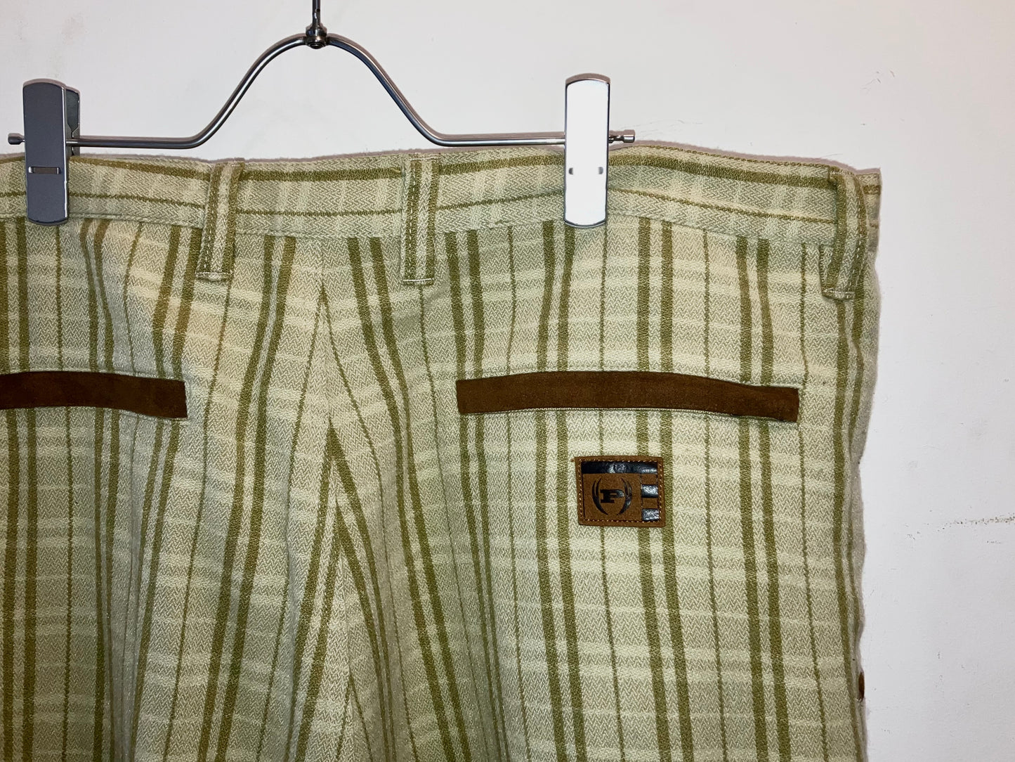 "PHAT FARM" Old Design Check Wide Pants