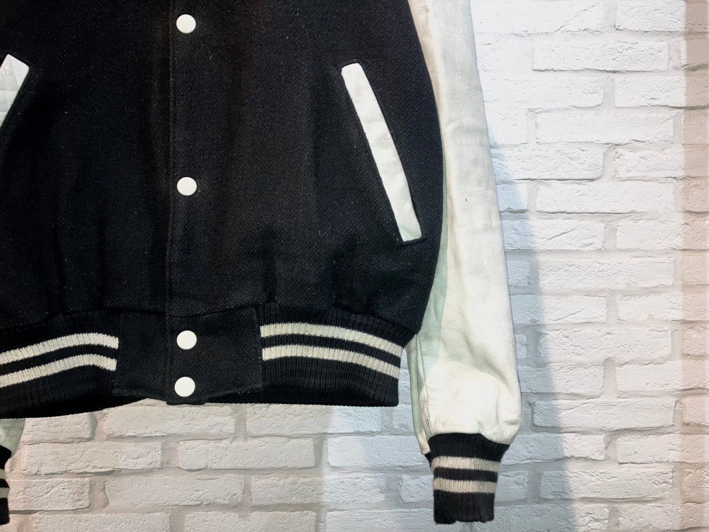 Old Award JKT "Black&White"