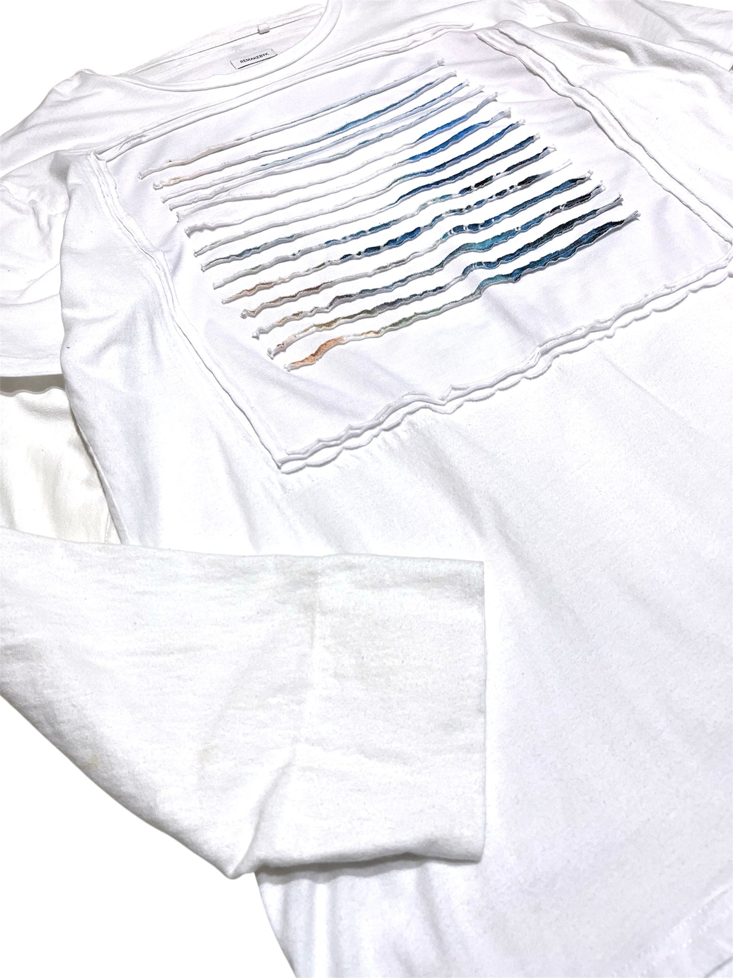 REMAKEBYK CUT OUT L/S TEE