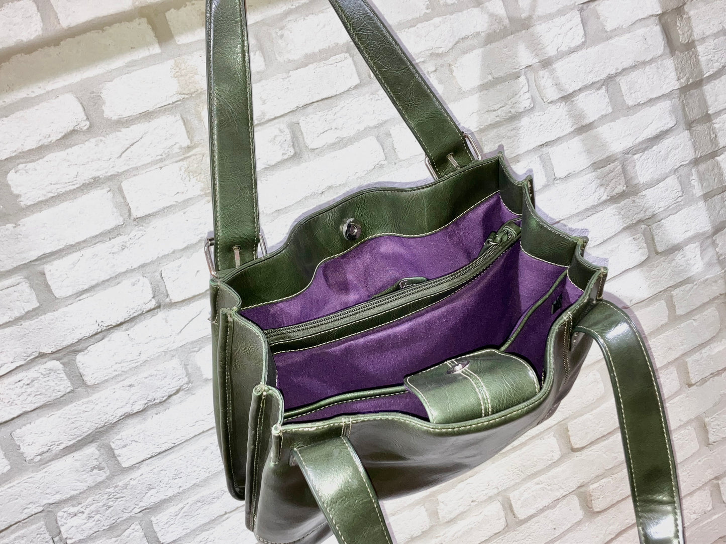 00s Vinyl Leather Design Bag