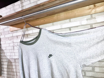 "NIKE" 00s Oversized Design LS Tee