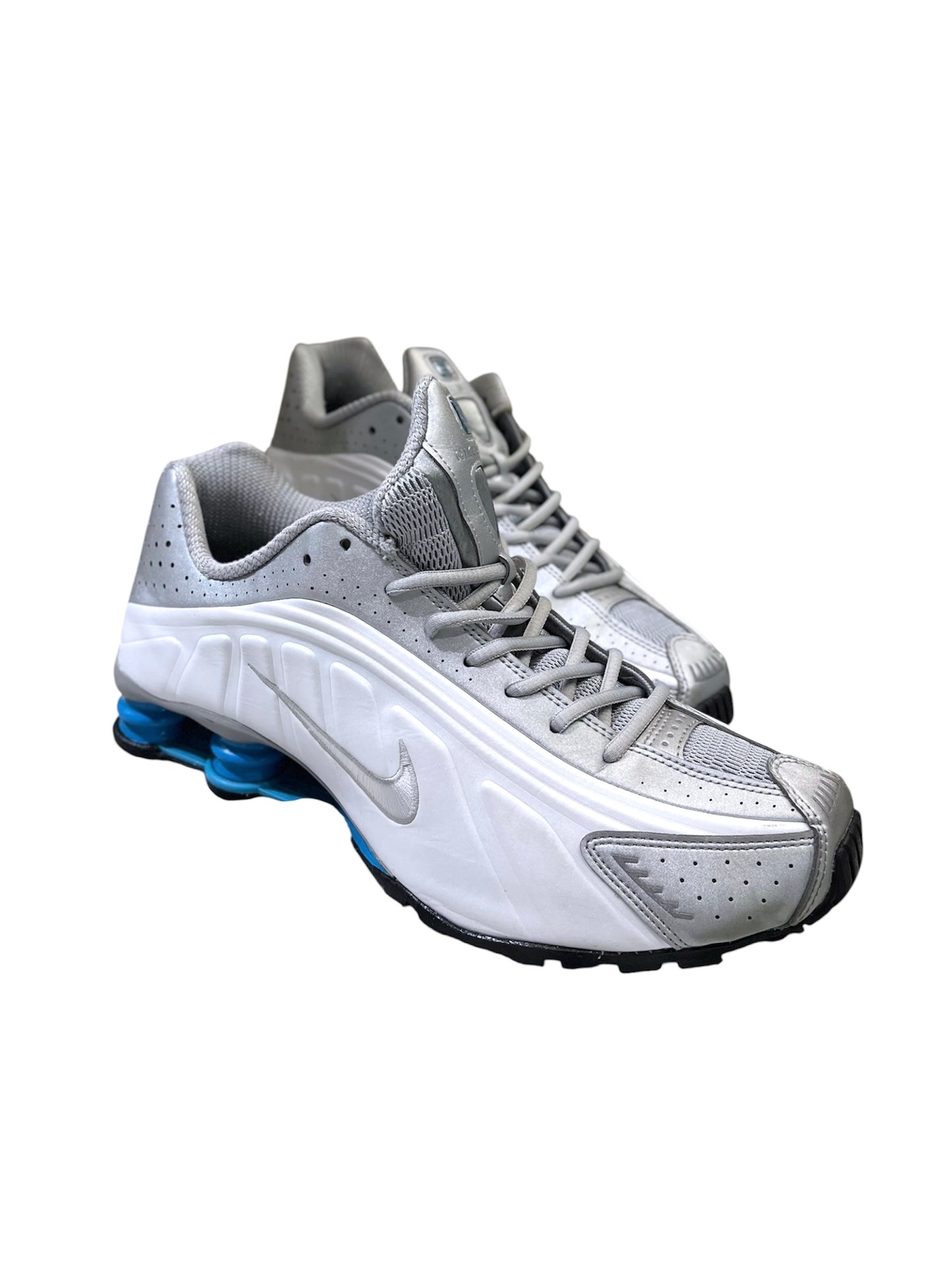 NIKE SHOX sneaker
