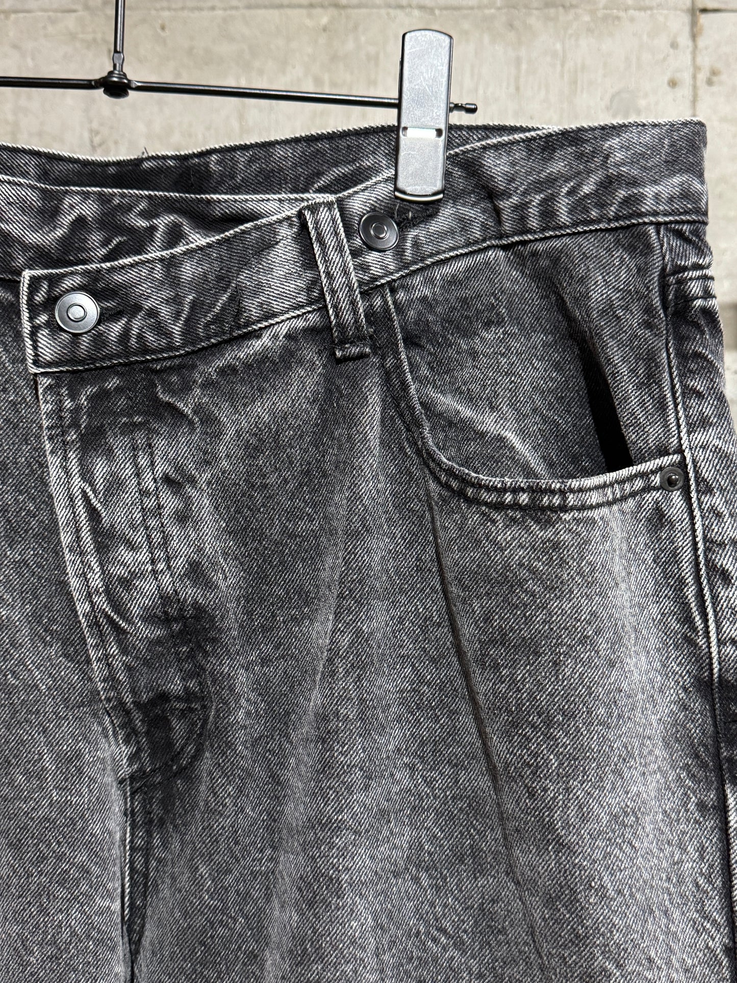 10's Black Wide Denim Pants