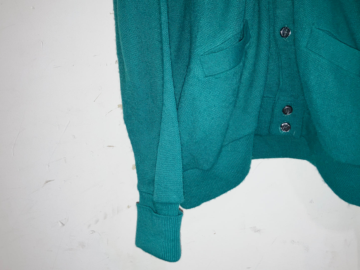 Old Oversized Acrylic Cardigan