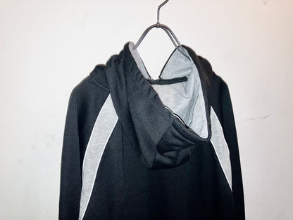 "Mizuno" 00s Design Sweat Hoodie