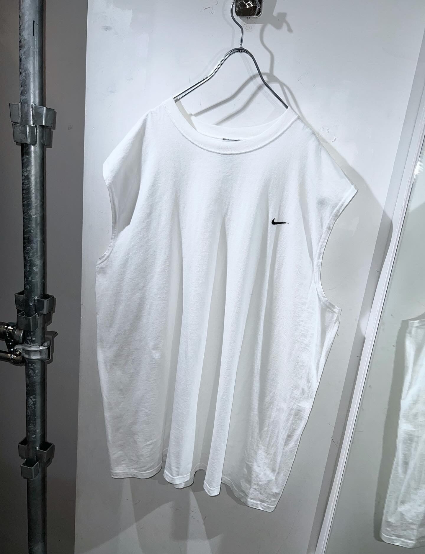 00s Nike Oversized Sleeveless Shirt