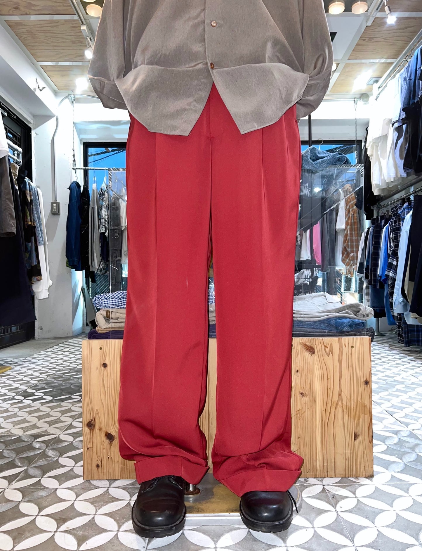Old Semi-loose Classic Pants