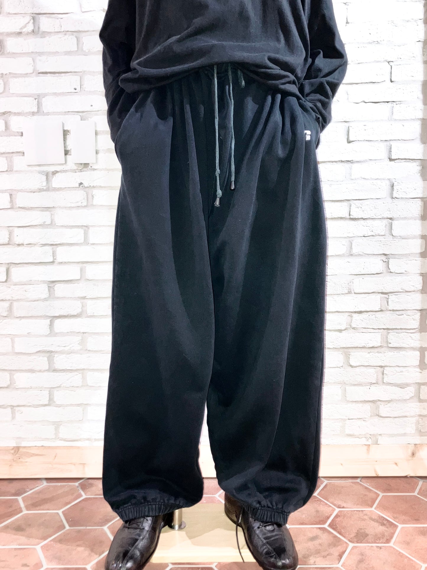 "Russell" 00s Super Wide Sweat Pants