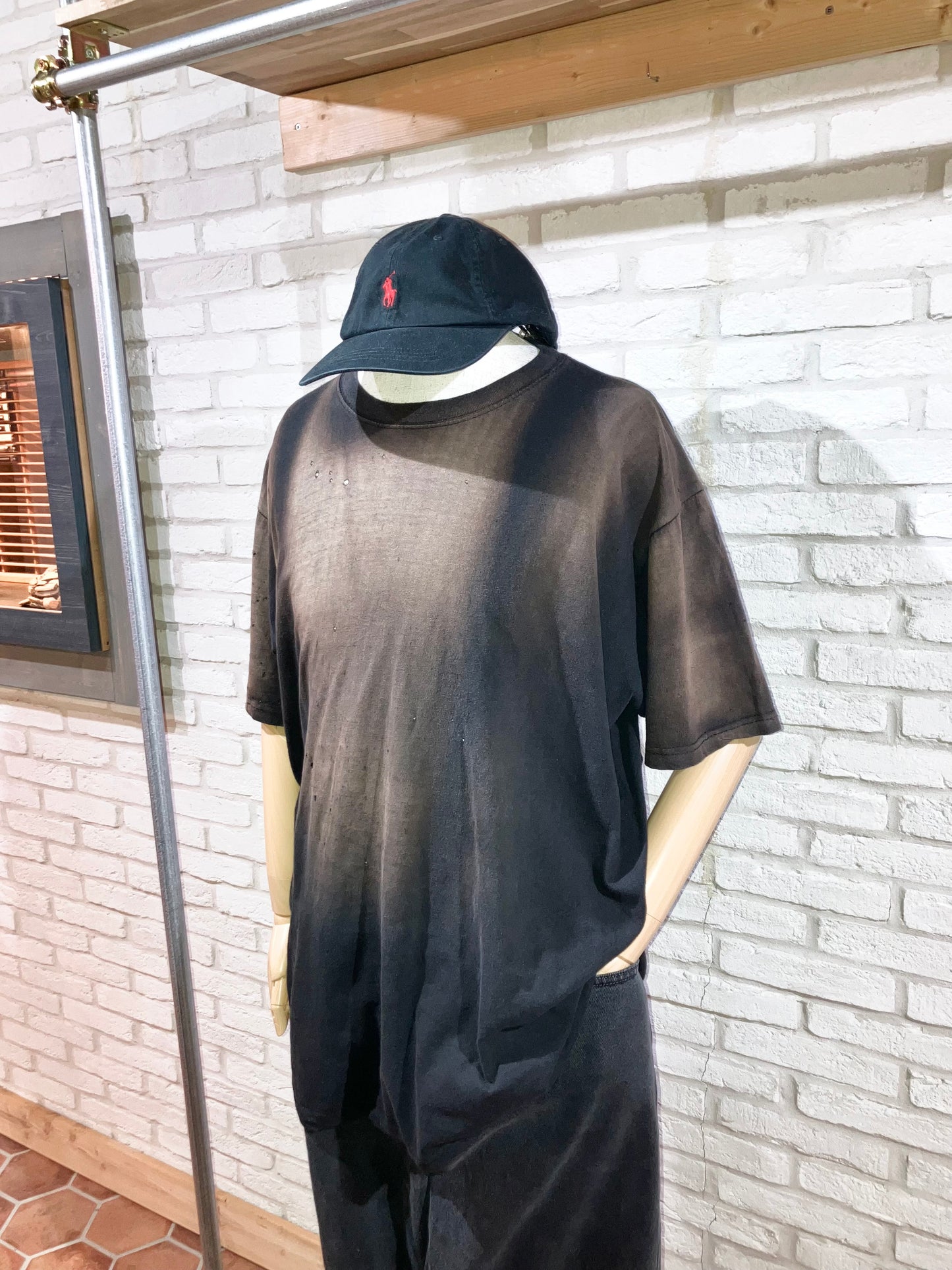 00s Oversized Fade Tee