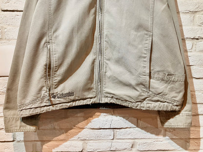 "Cloumbia" Old Design JKT