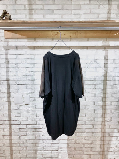 00s Oversized Tee