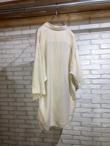 Old Open Collar Silk Shirt