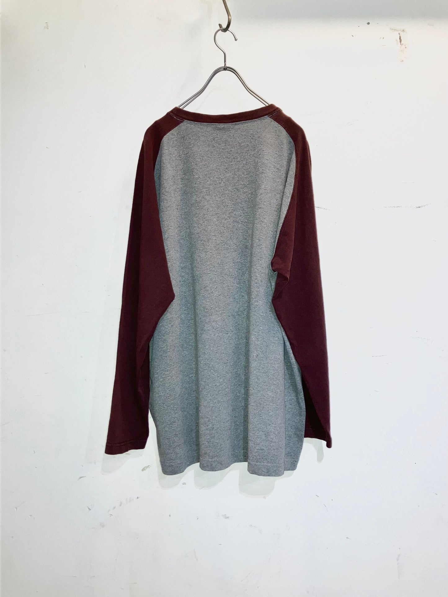 "JAN SPORT" Old Printed Raglan LS Tee