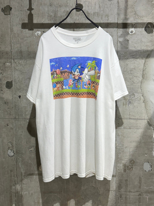 Snoic Tee