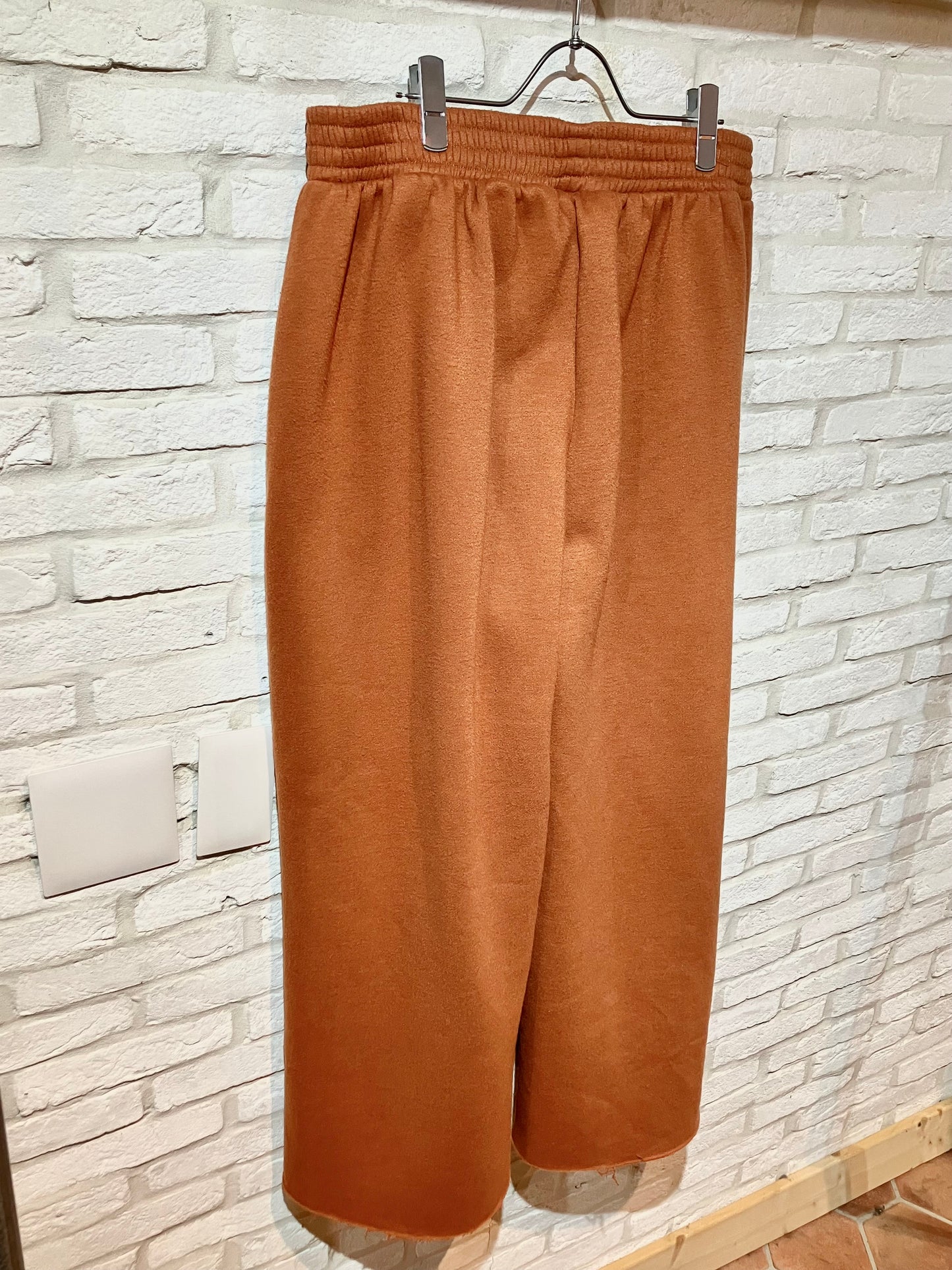new Side Zip Super Wide Sweat Pants