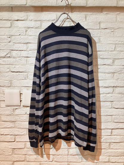 Old Border Mock Neck LS Tee